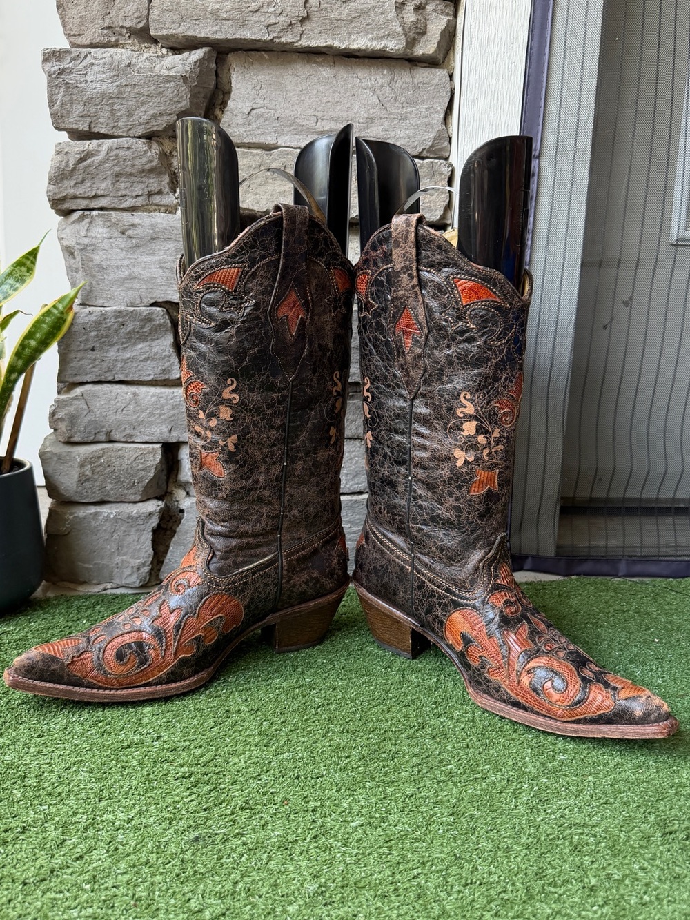 Corral Vintage Distressed Genuine Goat Skin Women’s Boots - Picture 3 of 14